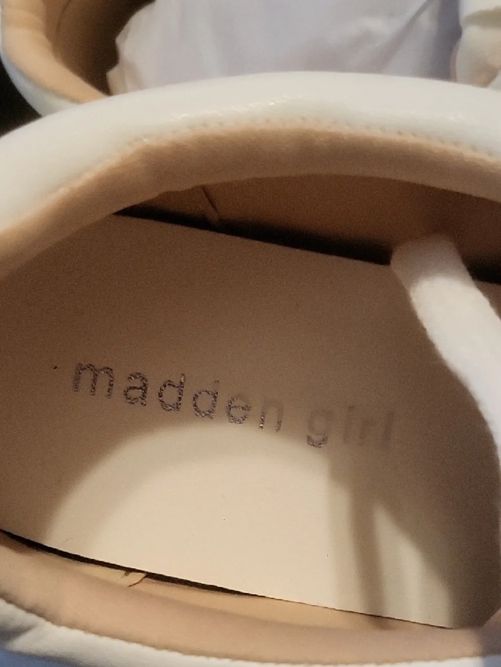NIB Madden Girl Cream Platform Lace-Up Sneakers